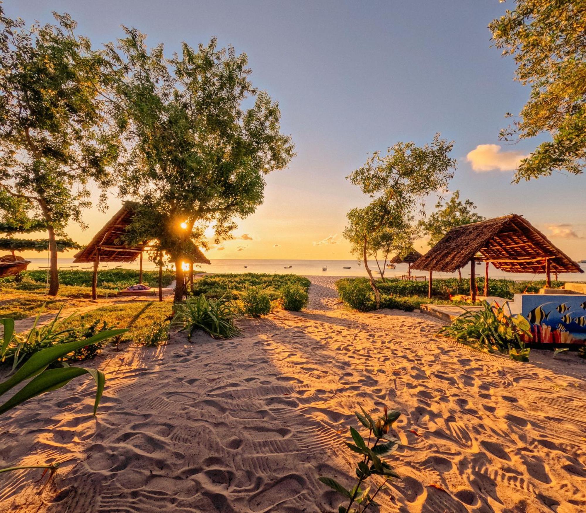 Maisara Mafia Beach Lodge Килиндони Экстерьер фото